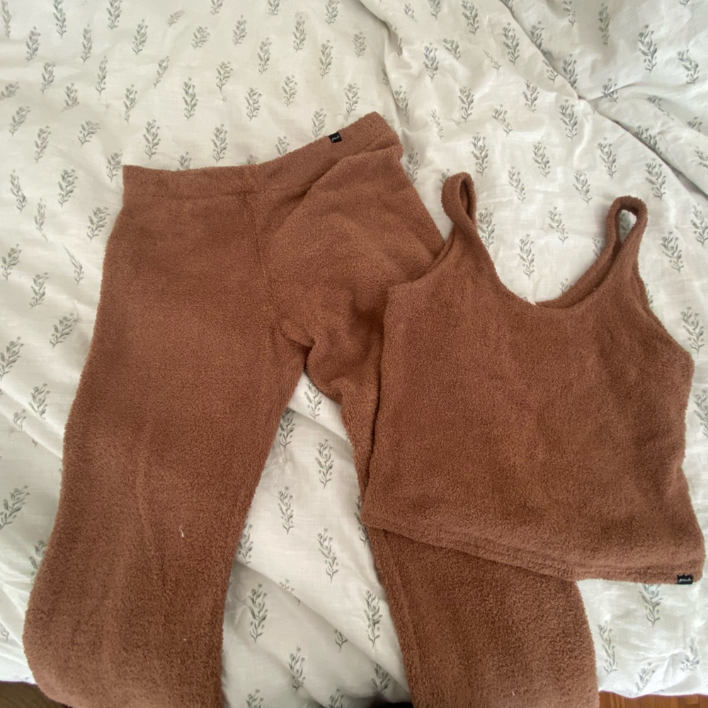 Brand PINK sleepwear set — size Large